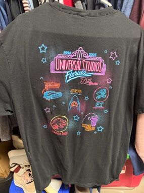 Universal Studios Florida 35th Anniversary Logo Black Tee annual Passholder XL